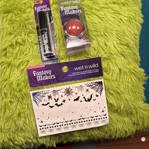 Wet n Wild Fantasy Makers Black Lipstick and Red Cream Makeup Set